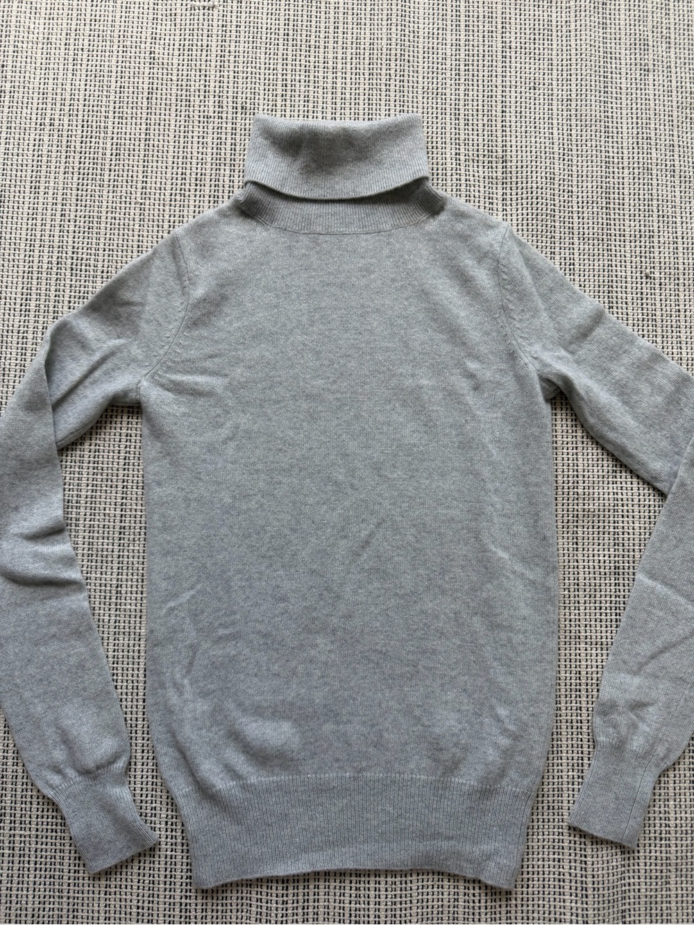 Neiman Marcus 100% Cashmere Turtleneck Sweater Women’s Size XS